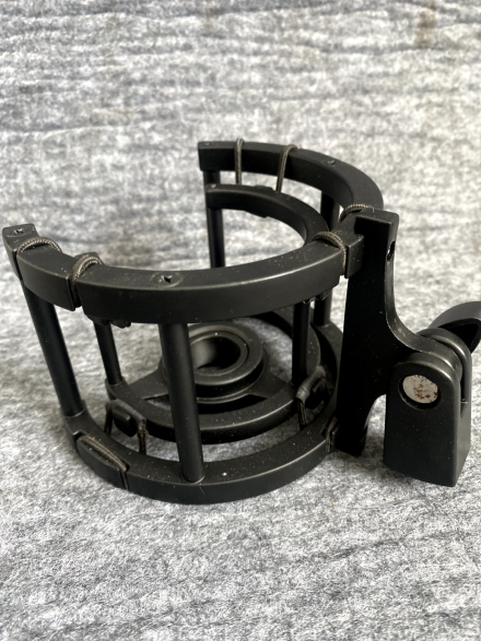 DELUXE BLACK CURVED 22MM THREAD MICROPHONE SHOCKMOUNT APEX NADY T-BONE - Image 3