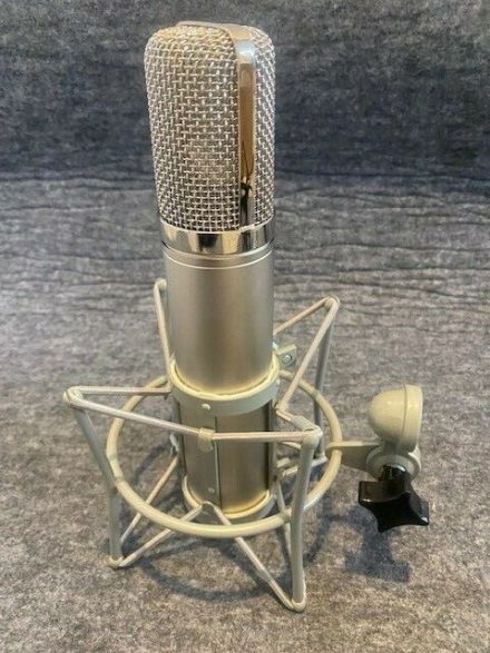 DELUXE HST-11A APEX460 C12 MICROPHONE SHOCKMOUNT - Image 4