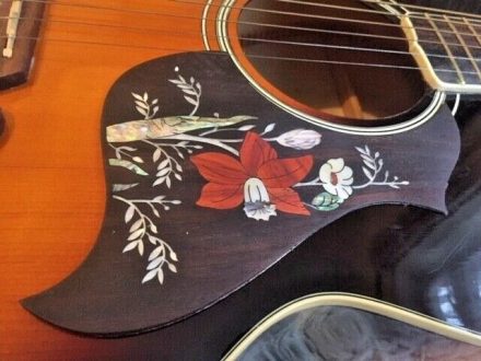 Acoustic guitar Wooden pickguard pearl Hummingbird KAY Suzuki Alverez Columbus