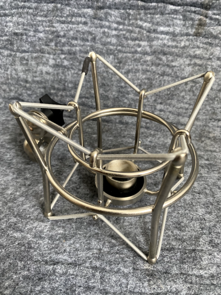 U87 VINTAGE STYLE SHOCKMOUNT MICROPHONE
